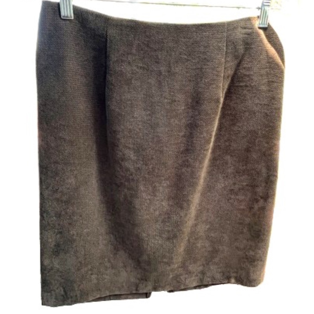 Dress Barn Velour Pin Skirt 💕Host Pick💕